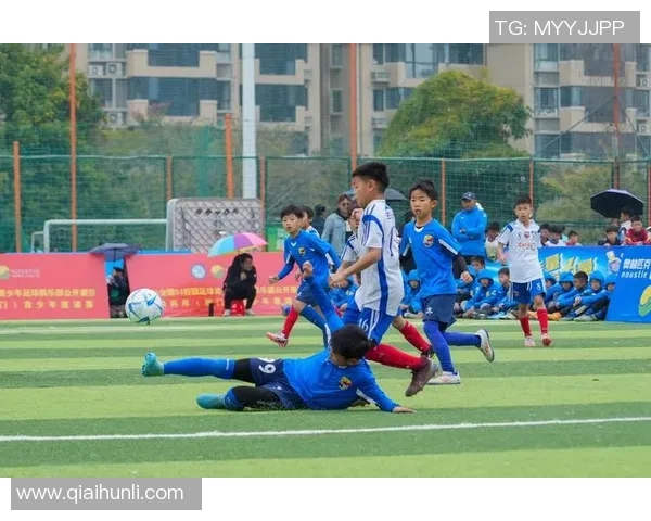 足球力量房助力青少年成长提升运动能力与团队协作精神 足球力量房助力青少年成长提升运动能力与团队协作精神